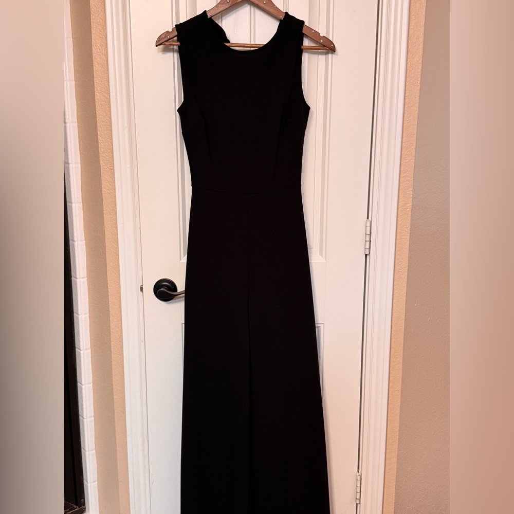 Lulu’s Black Sleeveless Open Back Jumpsuit